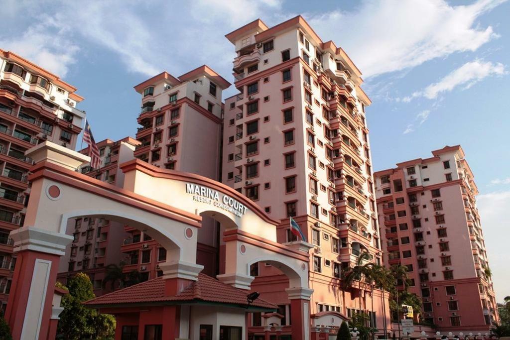 Jj Homes Marina Court Кота-Кинабалу Экстерьер фото